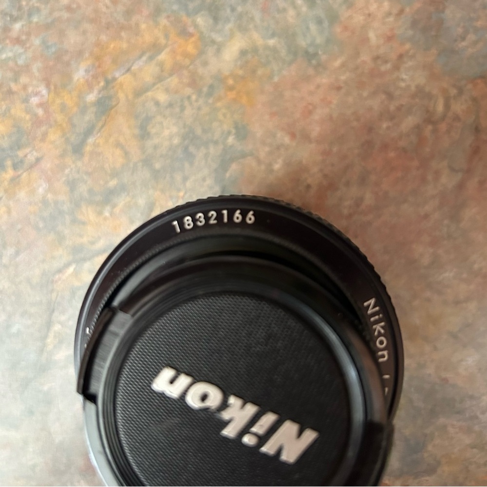 NIKON LENS ZOOM 36~72 1:3.5 PLUS NIKON CASE EUC 📷 - Picture 3 of 11